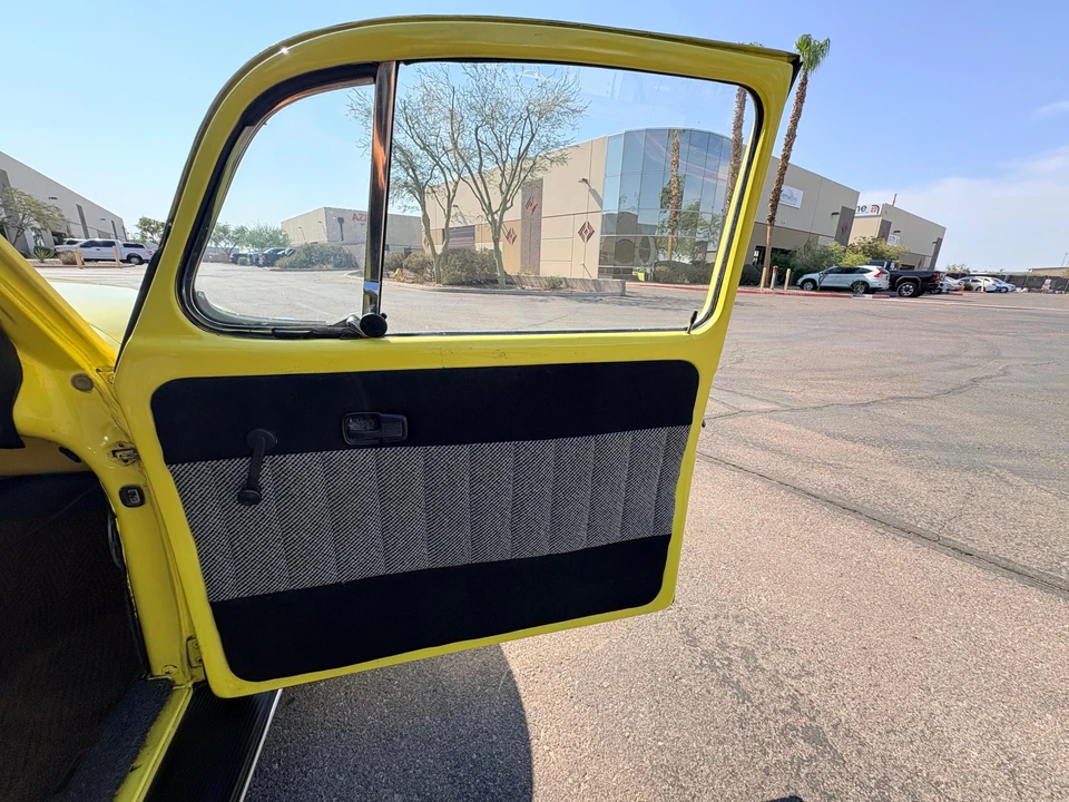 1972 Volkswagen Super Beetle - Image 29 of 31