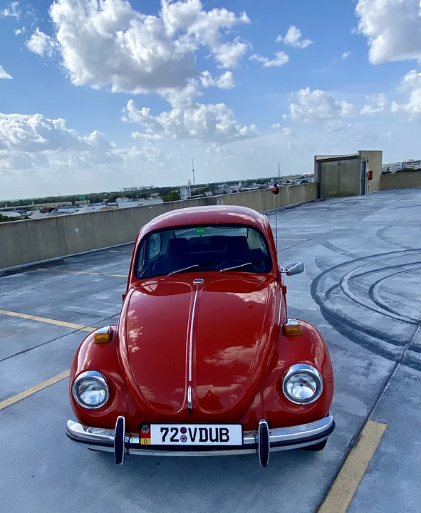 1972 Volkswagen Super Beetle - Image 10 of 31