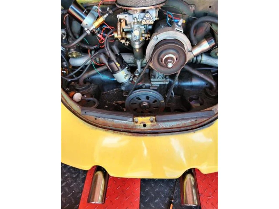 1972 Volkswagen Super Beetle - Image 6 of 8