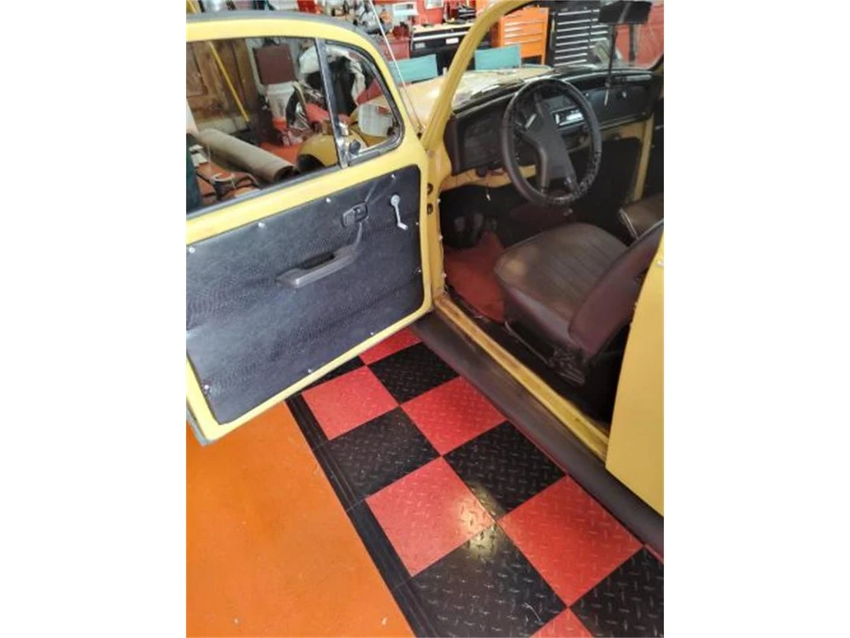 1972 Volkswagen Super Beetle - Image 7 of 8