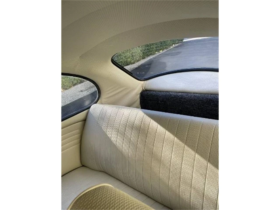 1972 Volkswagen Super Beetle - Image 7 of 14