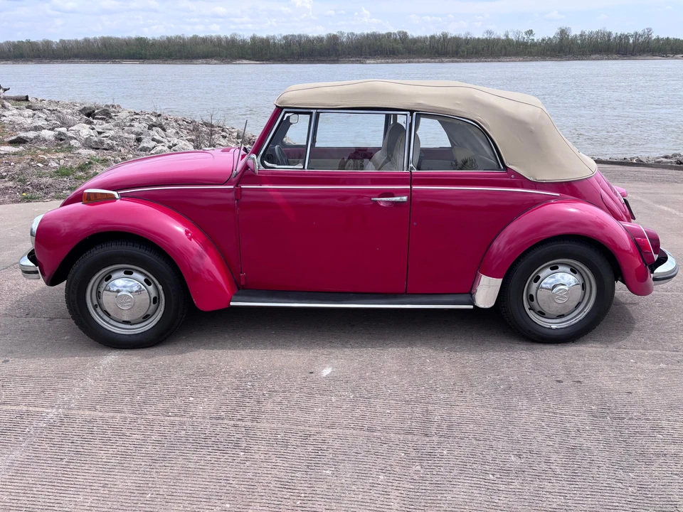 1972 Volkswagen Super Beetle - Image 17 of 31