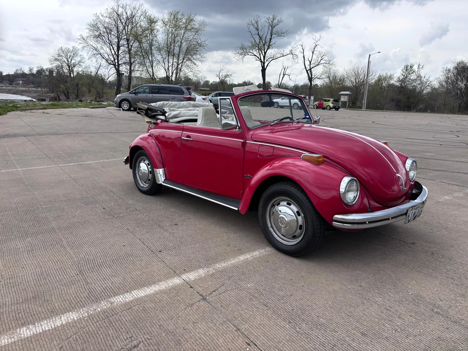 1972 Volkswagen Super Beetle - Image 14 of 31