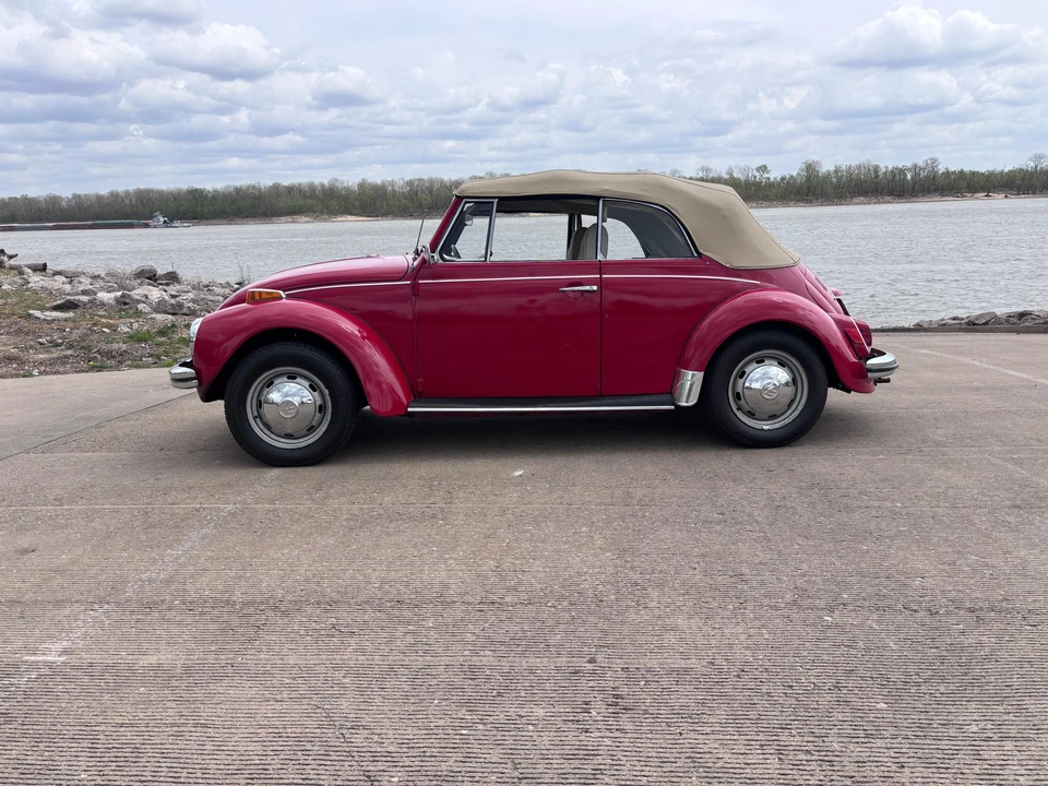1972 Volkswagen Super Beetle - Image 16 of 31