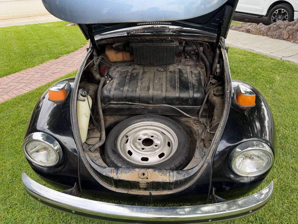 1972 Volkswagen Super Beetle - Image 11 of 15