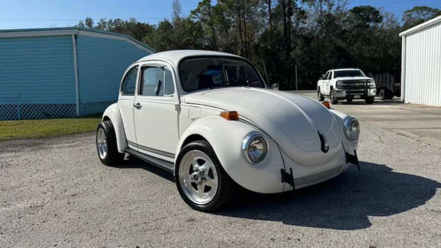 1972 Volkswagen Super Beetle - Image 8 of 13