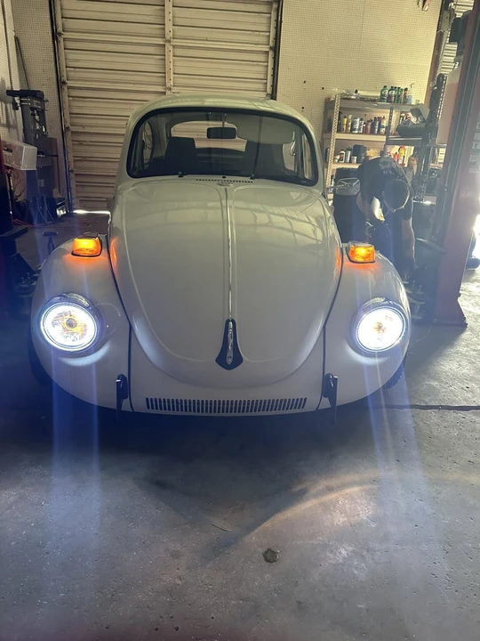 1972 Volkswagen Super Beetle - Image 7 of 13