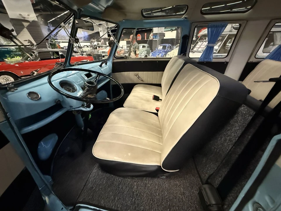1972 Volkswagen Split-Window Bus - Image 18 of 21