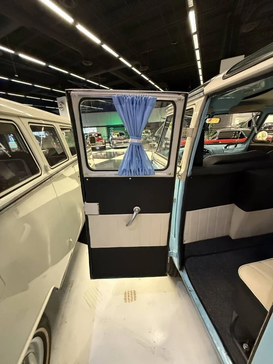 1972 Volkswagen Split-Window Bus - Image 15 of 21