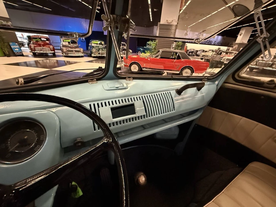 1972 Volkswagen Split-Window Bus - Image 7 of 21