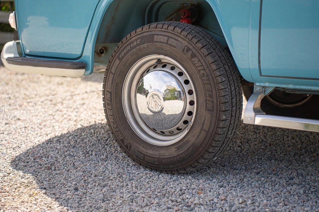 1972 Volkswagen Bay-Window Camper - Image 18 of 30
