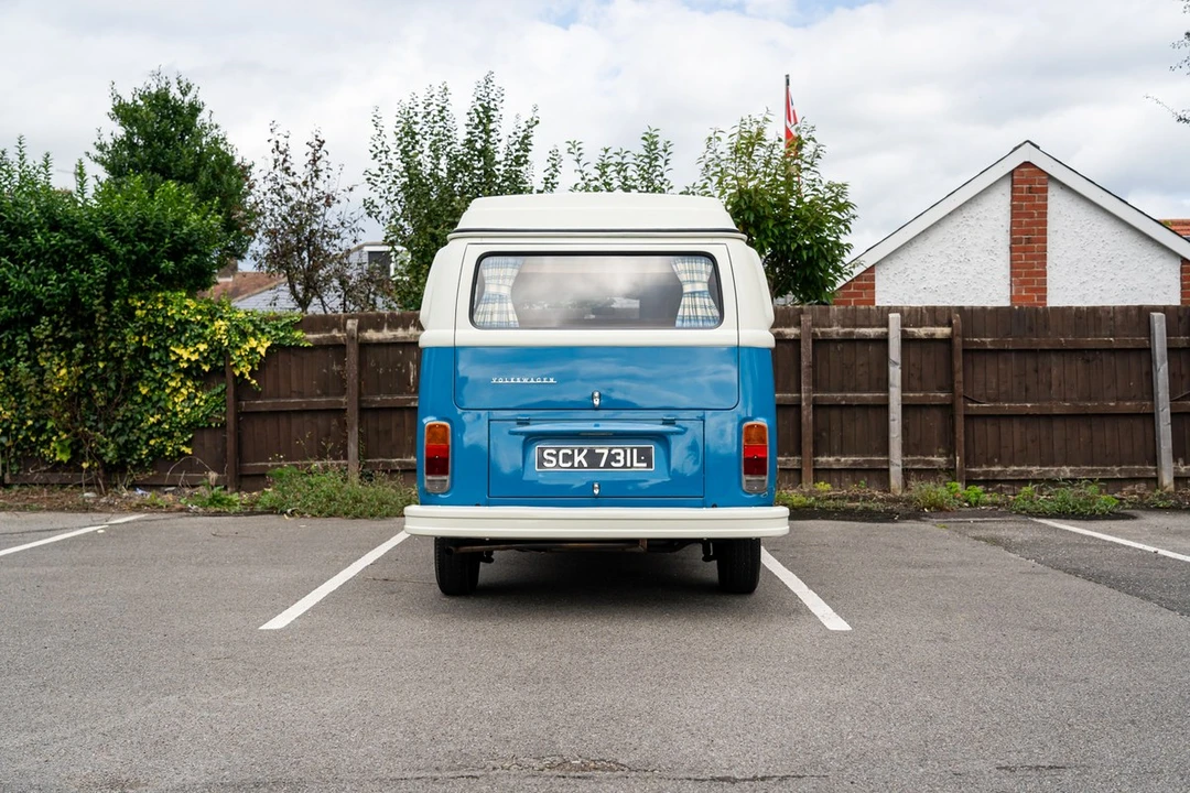 1972 Volkswagen Bay-Window Camper - Image 8 of 30