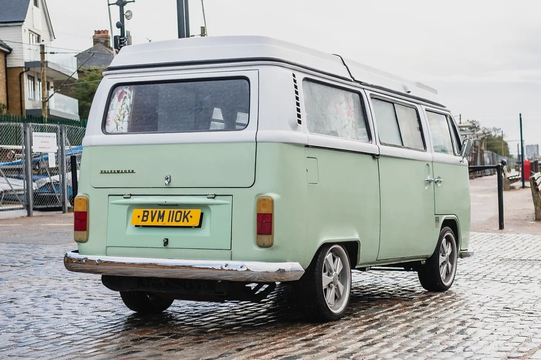 1972 Volkswagen Bay-Window Camper - Image 8 of 30