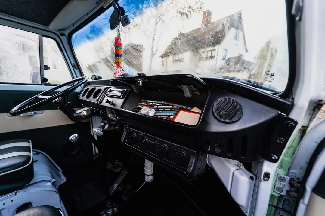 1972 Volkswagen Bay-Window Camper - Image 26 of 30