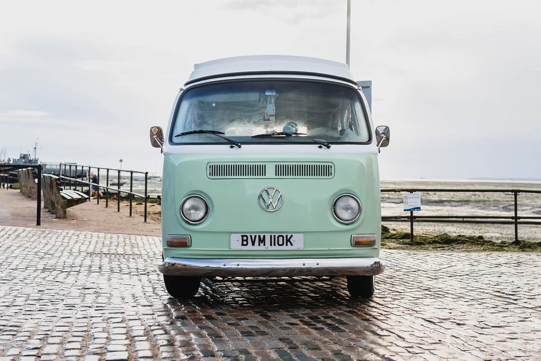 1972 Volkswagen Bay-Window Camper - Image 3 of 30
