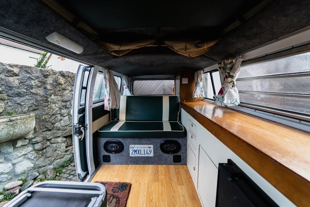 1972 Volkswagen Bay-Window Camper - Image 30 of 30