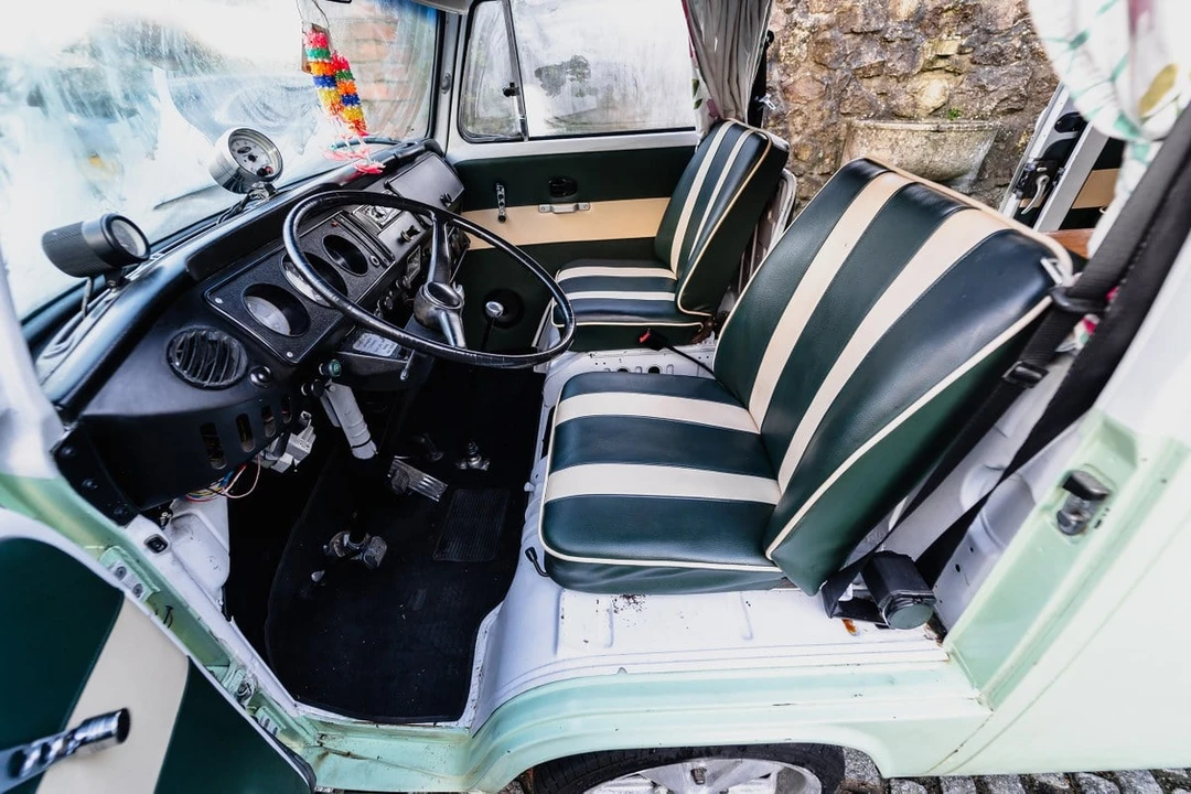 1972 Volkswagen Bay-Window Camper - Image 22 of 30