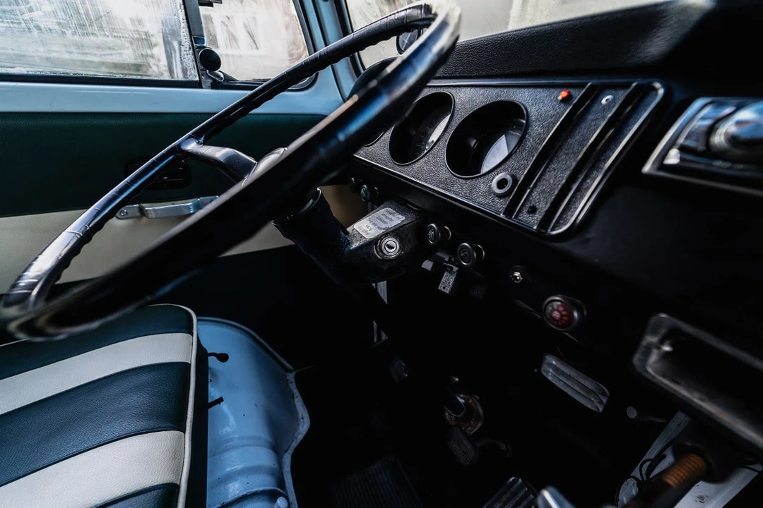 1972 Volkswagen Bay-Window Camper - Image 18 of 30