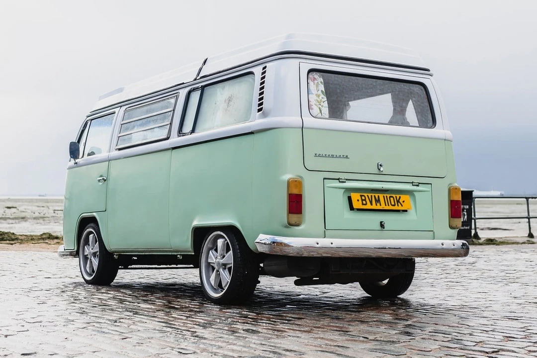 1972 Volkswagen Bay-Window Camper - Image 7 of 30