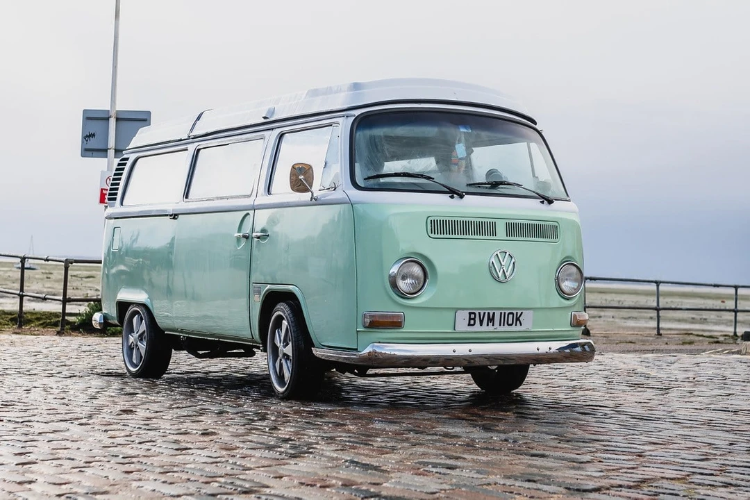 1972 Volkswagen Bay-Window Camper - Image 2 of 30