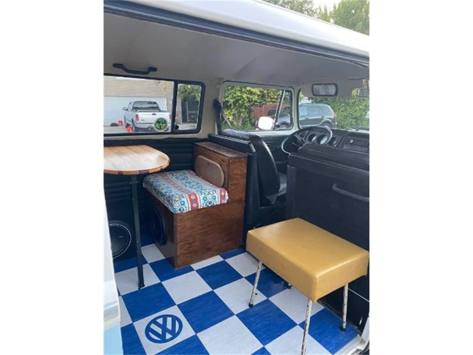 1972 Volkswagen EuroVan - Image 14 of 20