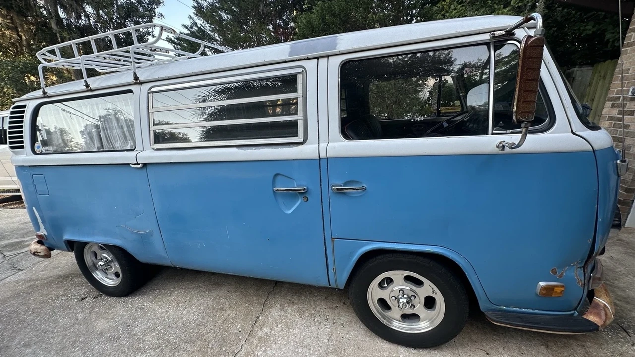 1972 Volkswagen Bay-Window Camper - Image 2 of 21