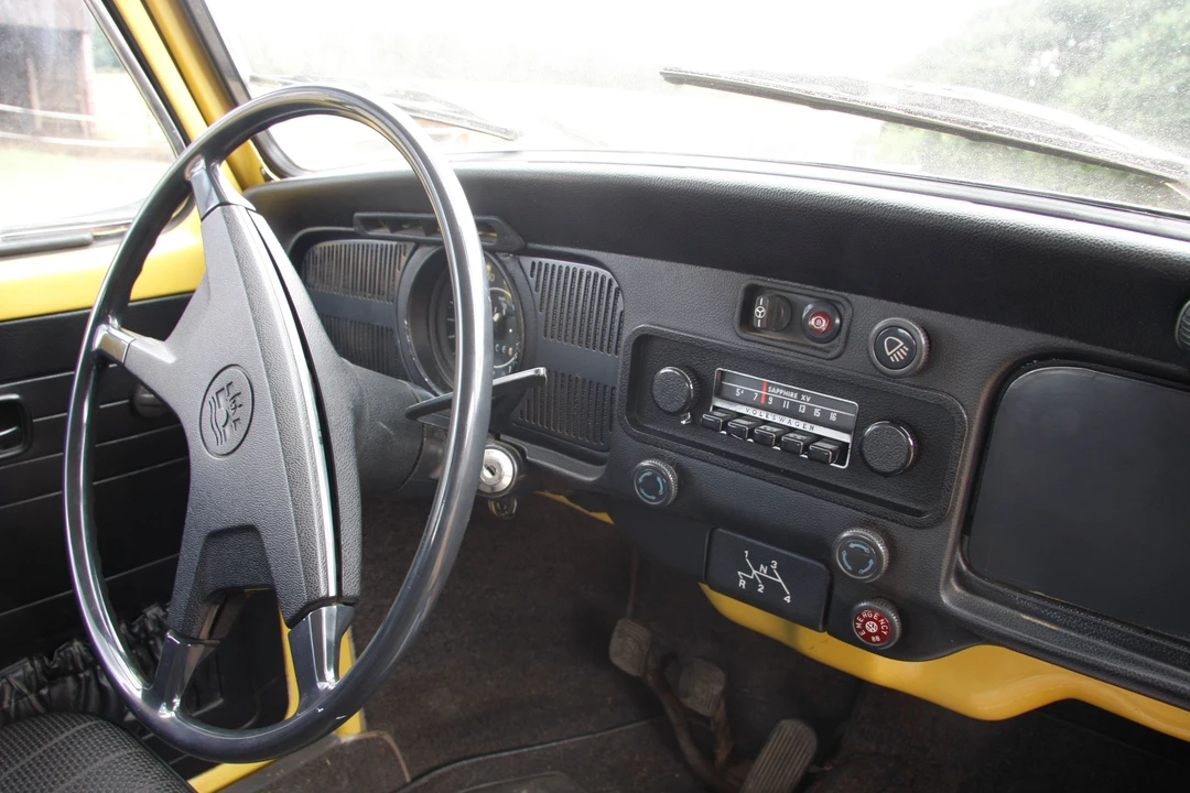1972 Volkswagen Super Beetle - Image 4 of 10