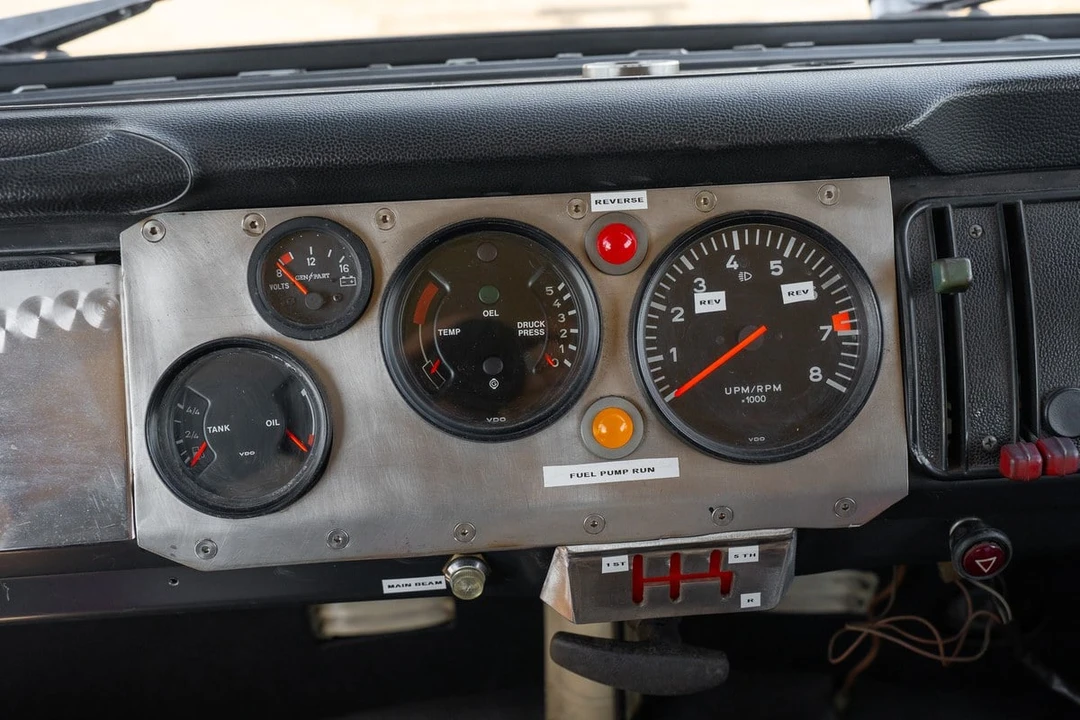 1972 Volkswagen Bay-Window Camper - Image 23 of 30