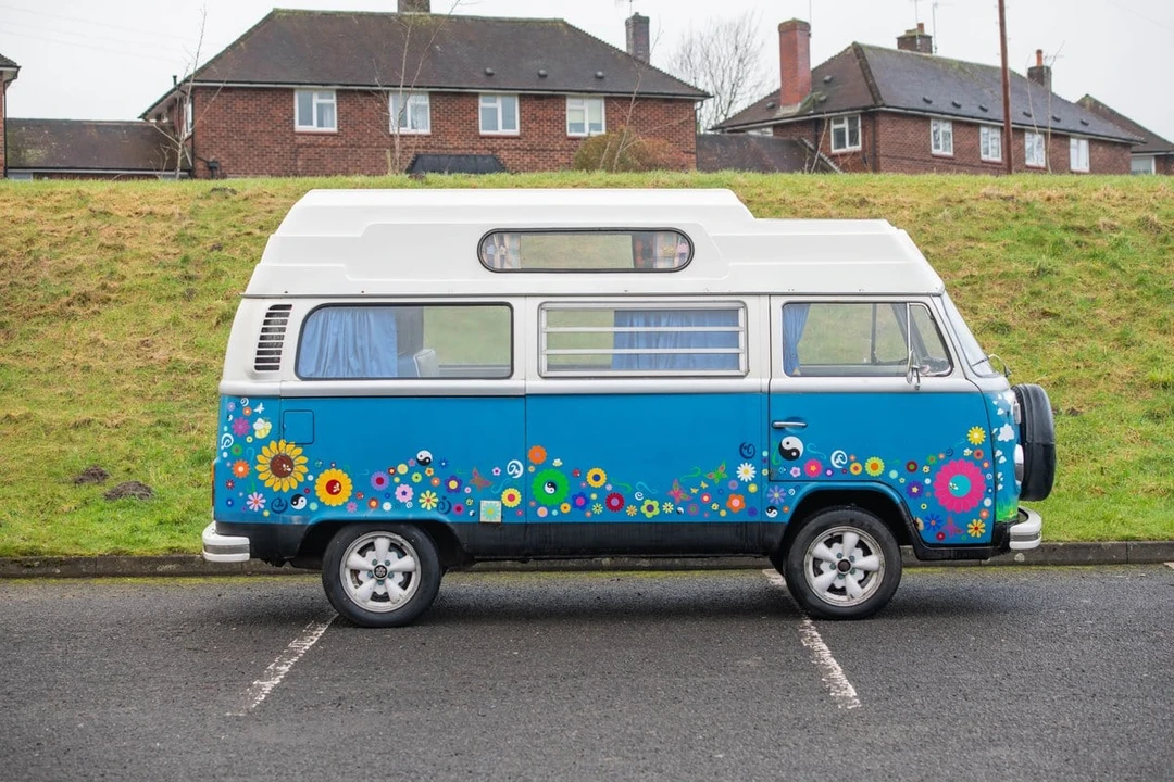 1972 Volkswagen Bay-Window Camper - Image 5 of 30