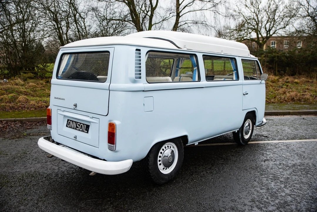1972 Volkswagen Bay-Window Camper - Image 10 of 30
