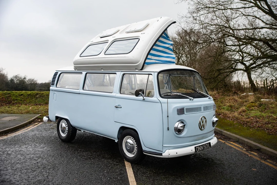 1972 Volkswagen Bay-Window Camper - Image 25 of 30