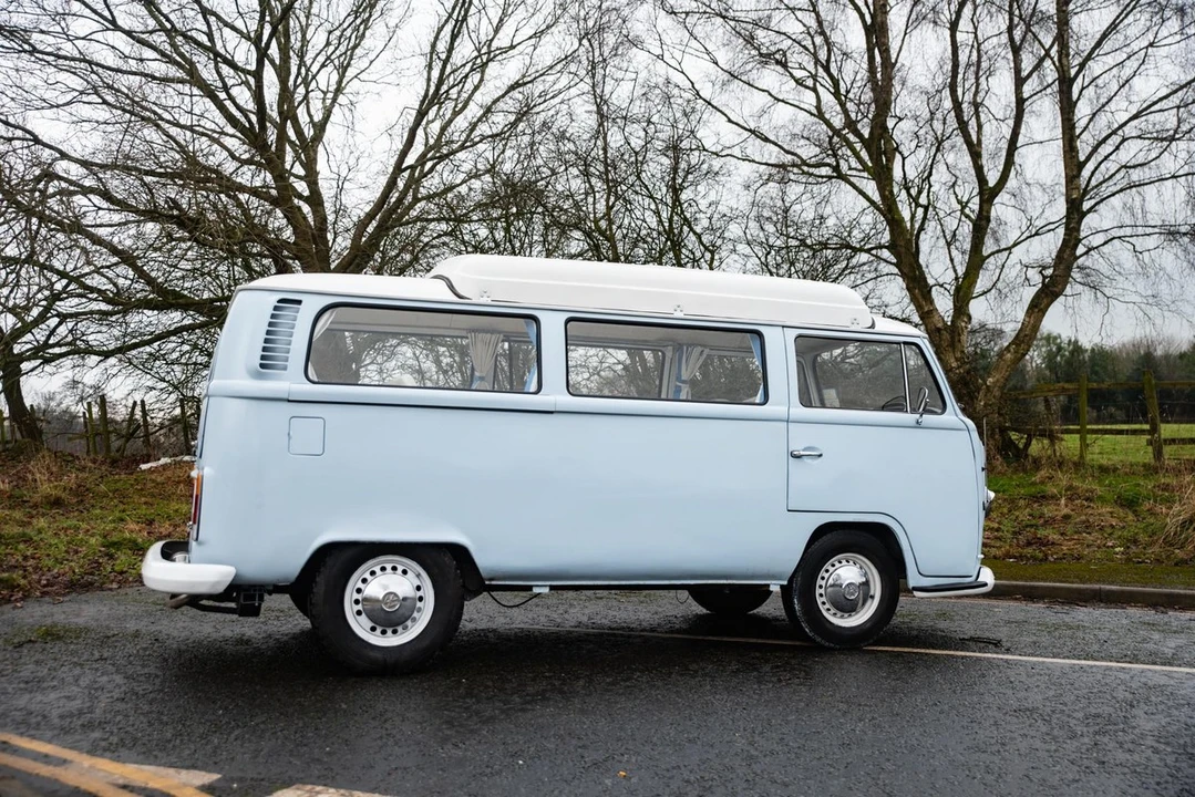1972 Volkswagen Bay-Window Camper - Image 11 of 30