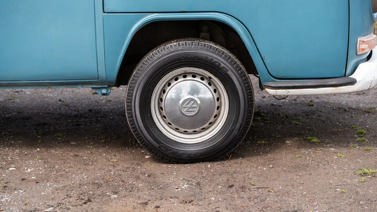 1972 Volkswagen Bay-Window Camper - Image 9 of 30