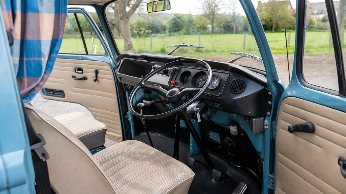1972 Volkswagen Bay-Window Camper - Image 13 of 30