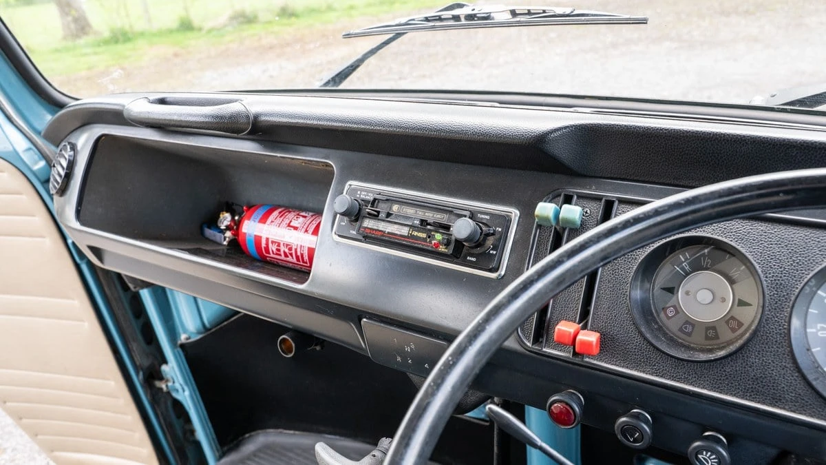 1972 Volkswagen Bay-Window Camper - Image 26 of 30
