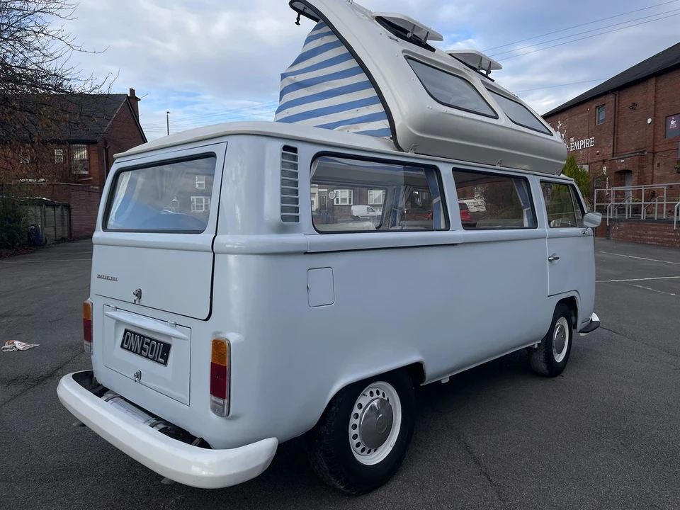 1972 Volkswagen Bay-Window Camper - Image 28 of 30