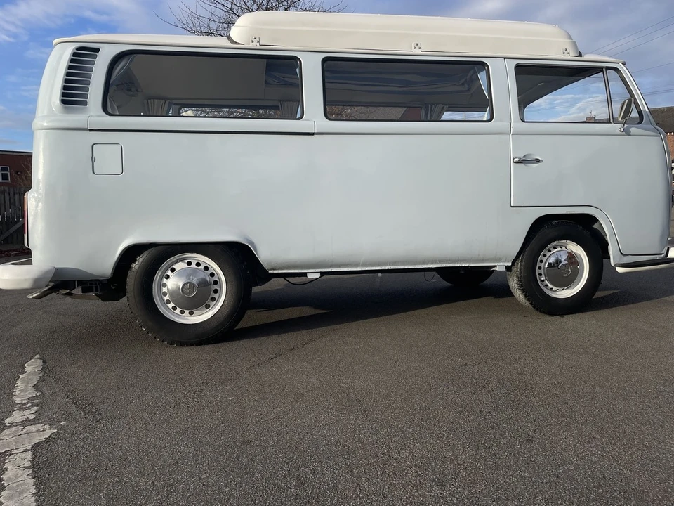 1972 Volkswagen Bay-Window Camper - Image 17 of 30
