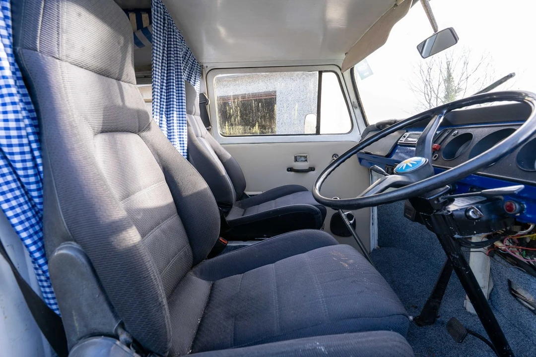 1972 Volkswagen Bay-Window Camper - Image 29 of 30