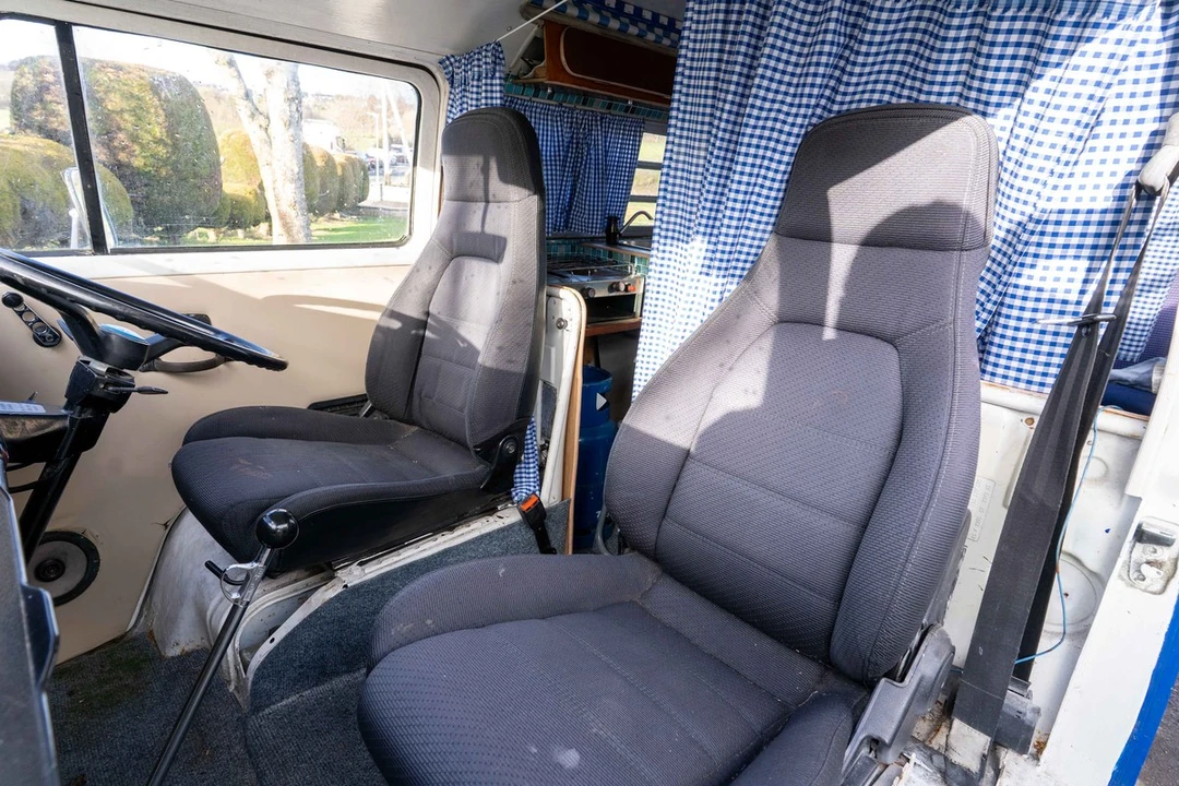 1972 Volkswagen Bay-Window Camper - Image 24 of 30