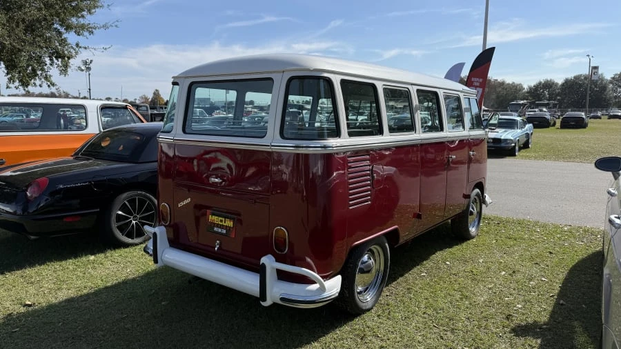 1972 Volkswagen Bay-Window Bus - Image 2 of 8