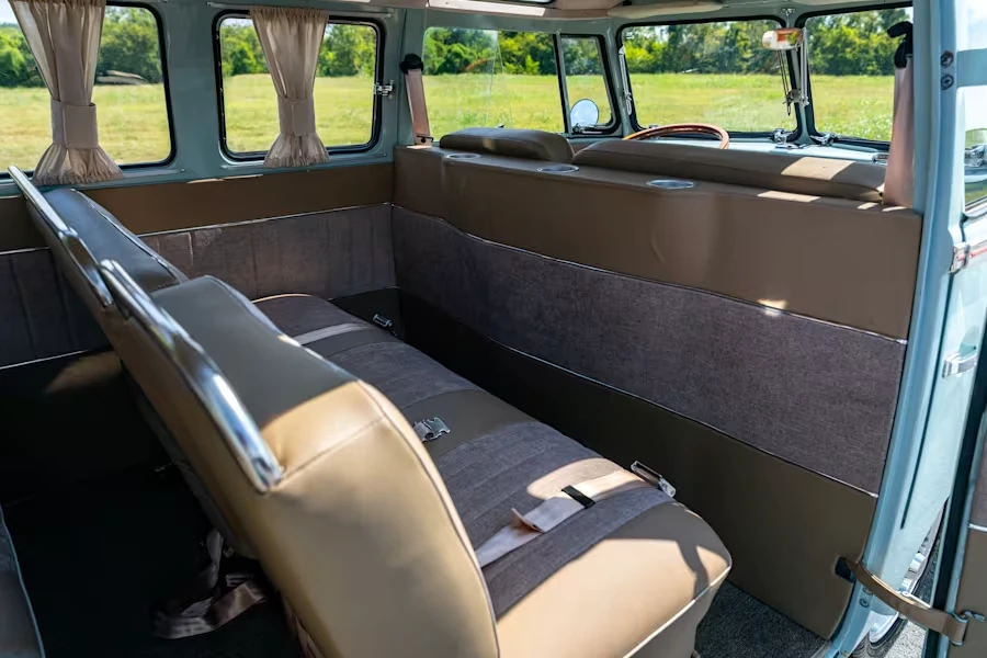 1972 Volkswagen Bay-Window Bus - Image 30 of 31