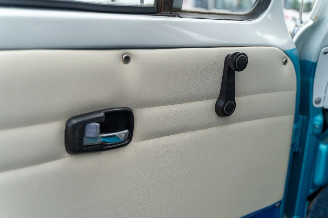 1972 Volkswagen Bay-Window Camper - Image 30 of 30