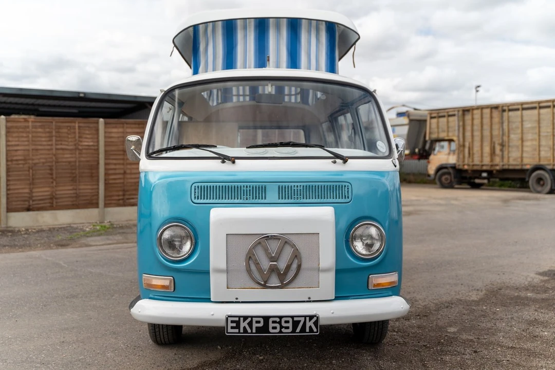 1972 Volkswagen Bay-Window Camper - Image 8 of 30