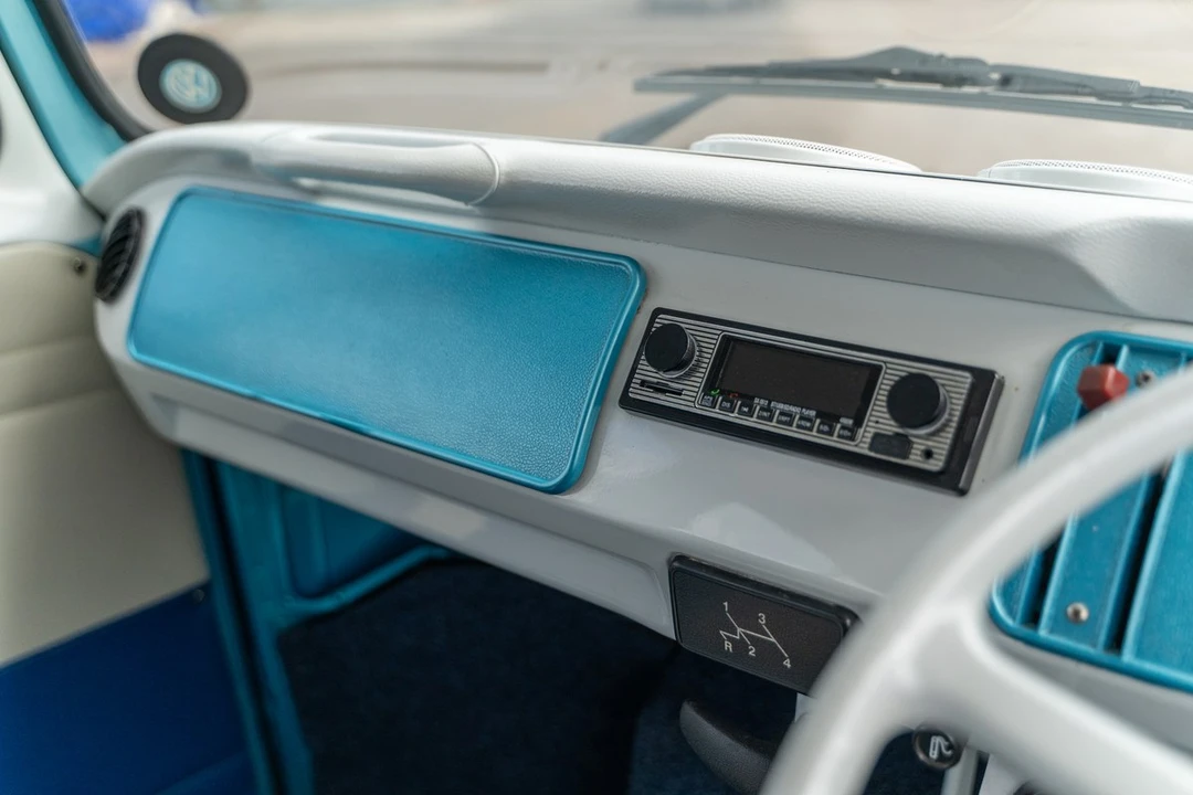 1972 Volkswagen Bay-Window Camper - Image 23 of 30