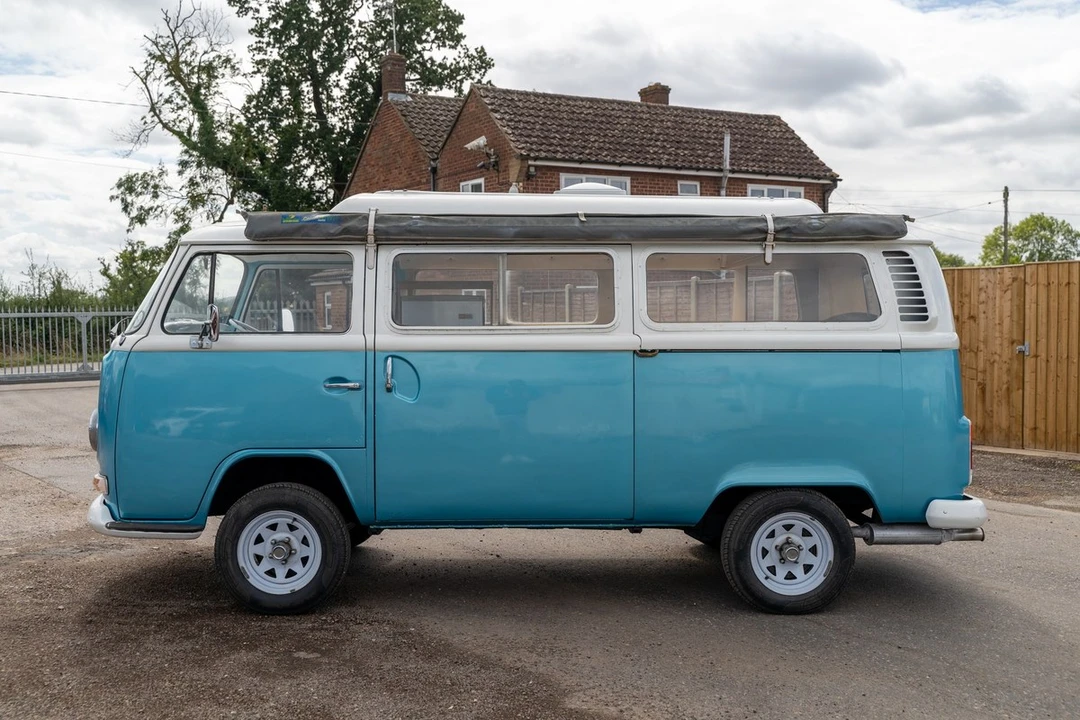 1972 Volkswagen Bay-Window Camper - Image 5 of 30