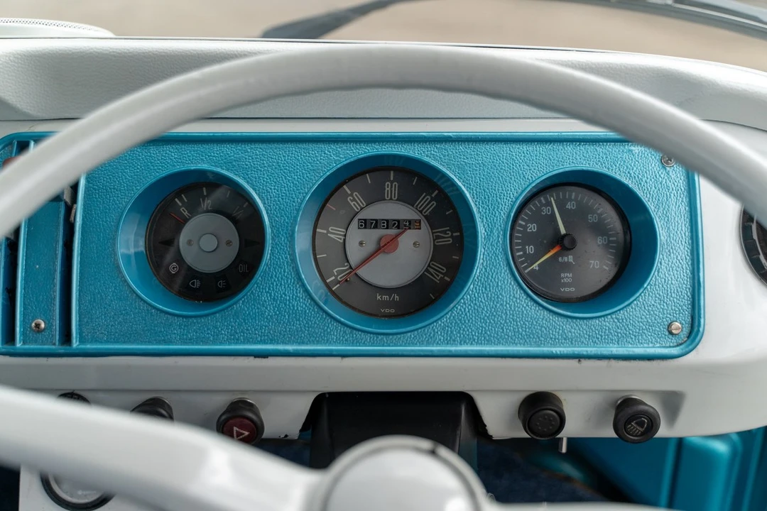 1972 Volkswagen Bay-Window Camper - Image 25 of 30