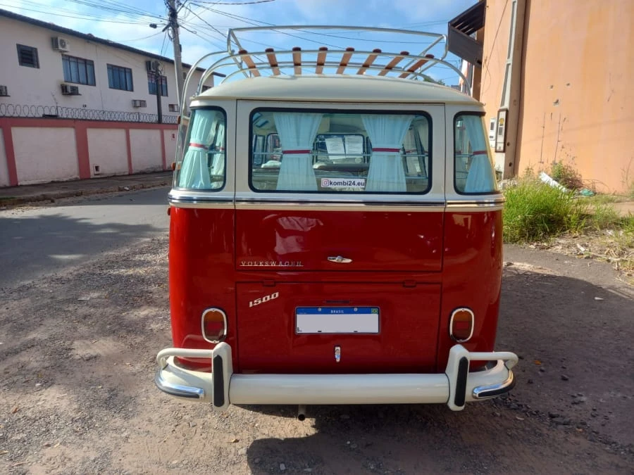 1972 Volkswagen Bay-Window Bus - Image 8 of 31