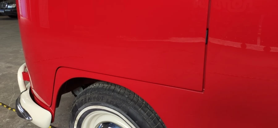 1972 Volkswagen Bay-Window Bus - Image 12 of 31