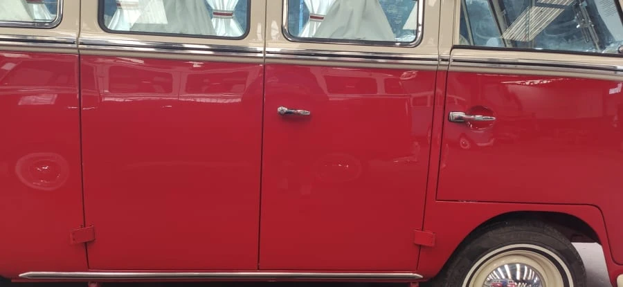 1972 Volkswagen Bay-Window Bus - Image 20 of 31