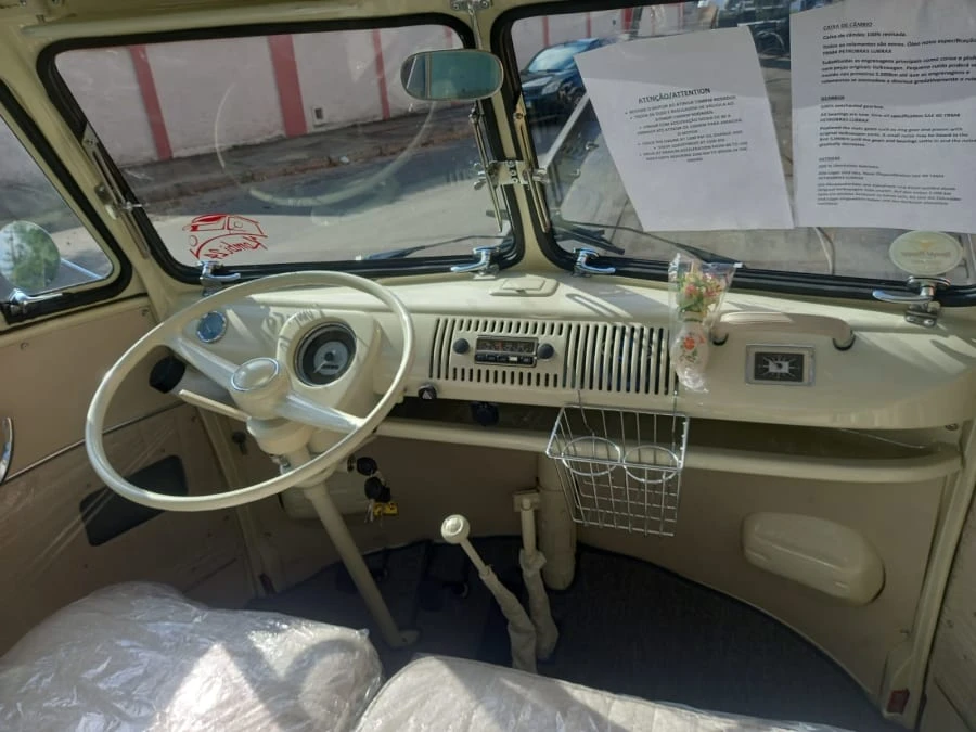 1972 Volkswagen Bay-Window Bus - Image 30 of 31